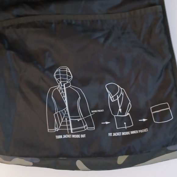 Time and Tru Puffer Jacket - Picture 8 of 10